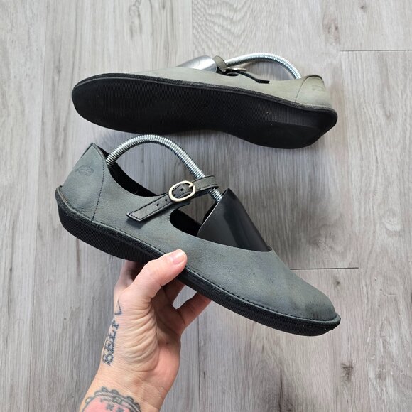 Loints of Holland | minimalist slate gray leather Mary Jane flats shoes | WMS 10 - Picture 3 of 9